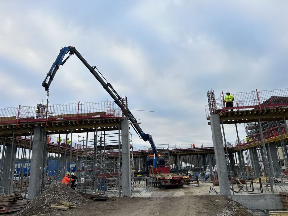 Usługa HDS 21 ton podnoszenia 36 m długości