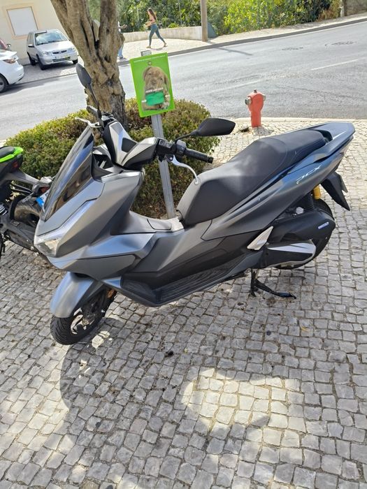 PCX 125 ano 2025