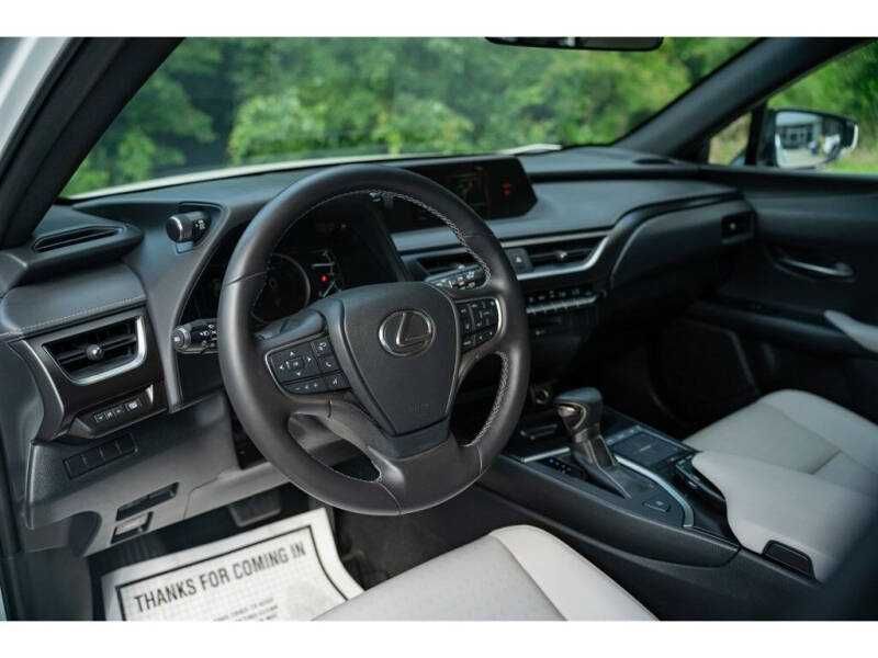 2022 Lexus UX 200