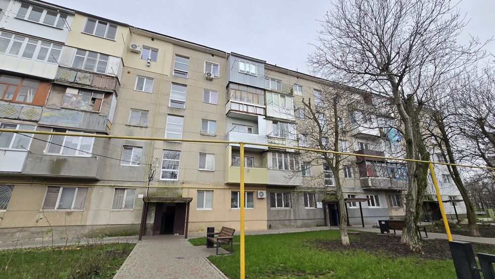 Хлебодарское, Продам квартиру 33 кв. Хрущёвка, 4 этаж, балкон