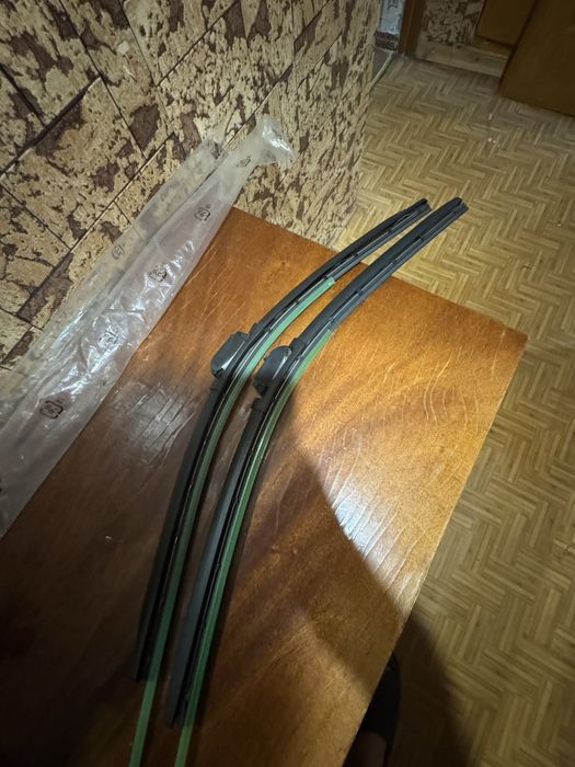 Щітки склоочисника, двірники velgio