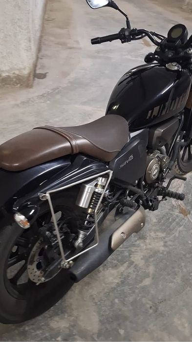 Mota QJMotor SRV 125