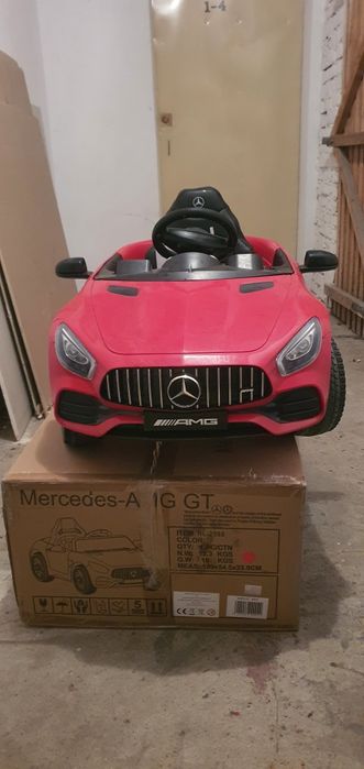 Mercedes AMG GT dziecko 2-8