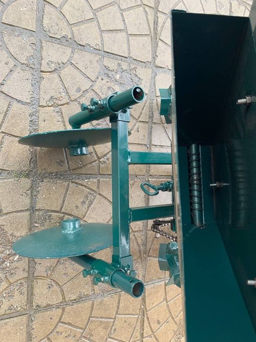 Картофлесажалка для мотоблока