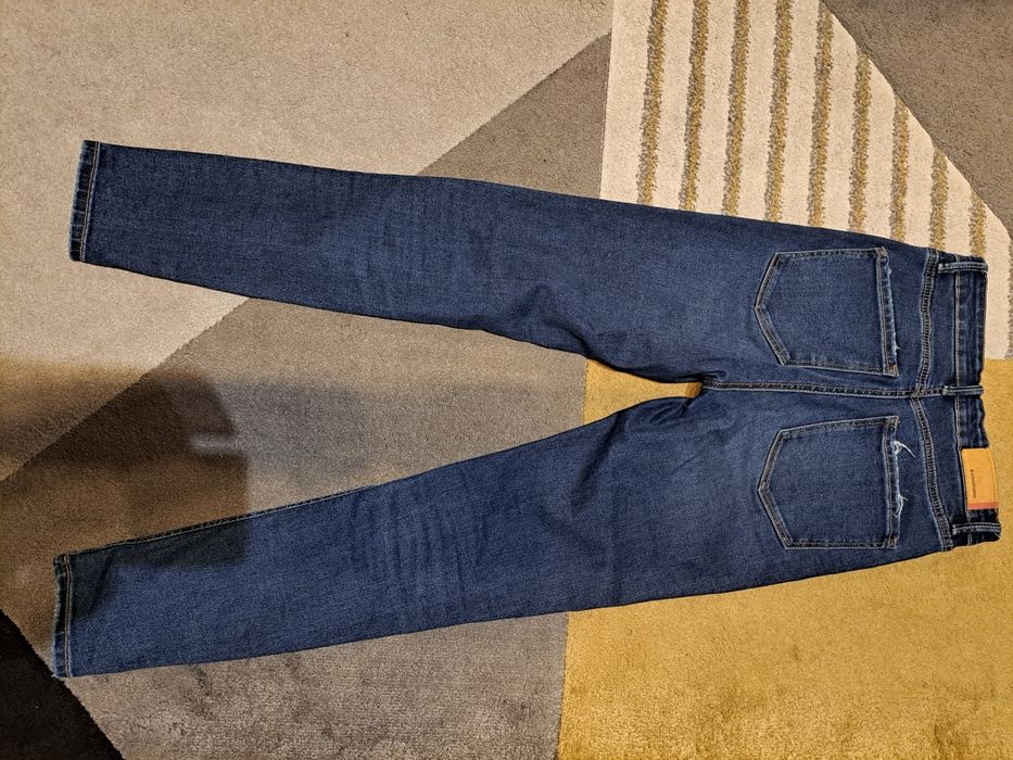 Spodnie jeansowe Stradivarius rozm.38