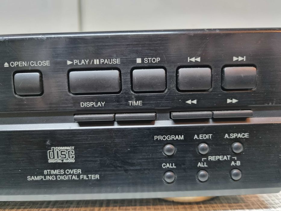 DENON DCD-435. Disc player.