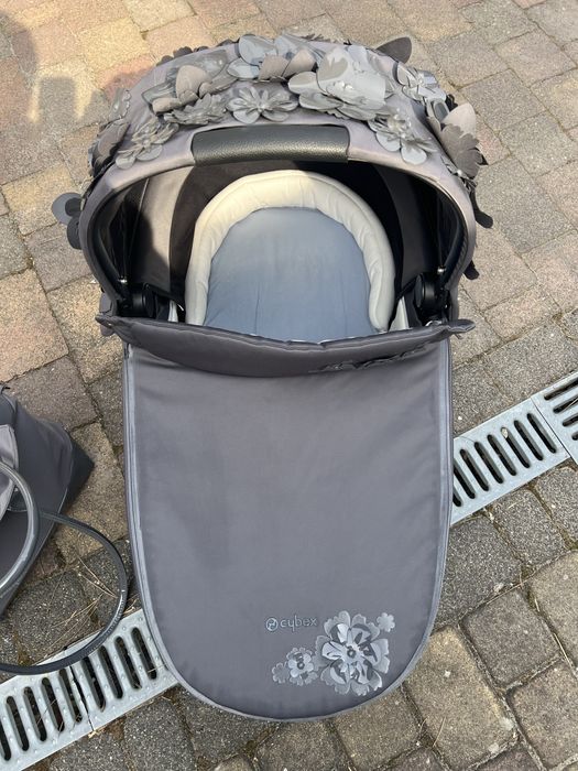 Cybex priam simply flowers