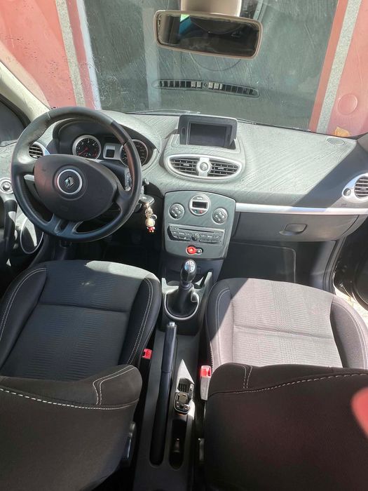 Renault clio 2010