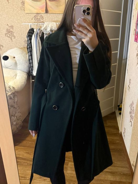 Пальто в ідеальному стані,нове, один раз одягнуте