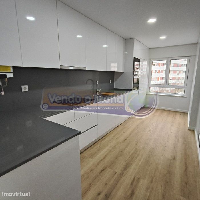 Apartamento T3 na Póvoa de Santa Iria (PSI028)