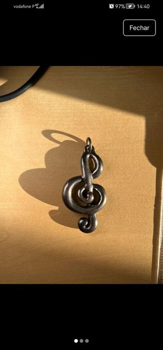 Medalhão Prata de Lei