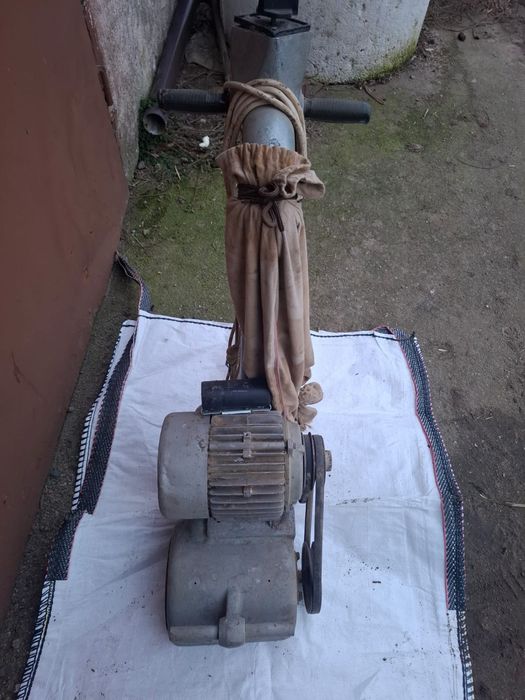 Cykliniarka do Parkietu