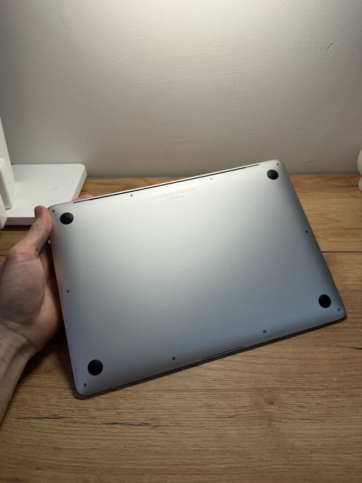 Ноутбук MacBook Air M1 16Gb 256Gb Silver