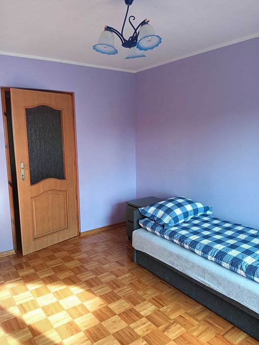 Wynajmę pokój jedno- lub dwuosobowy w domu jednorodzinnym w Pruszkowie