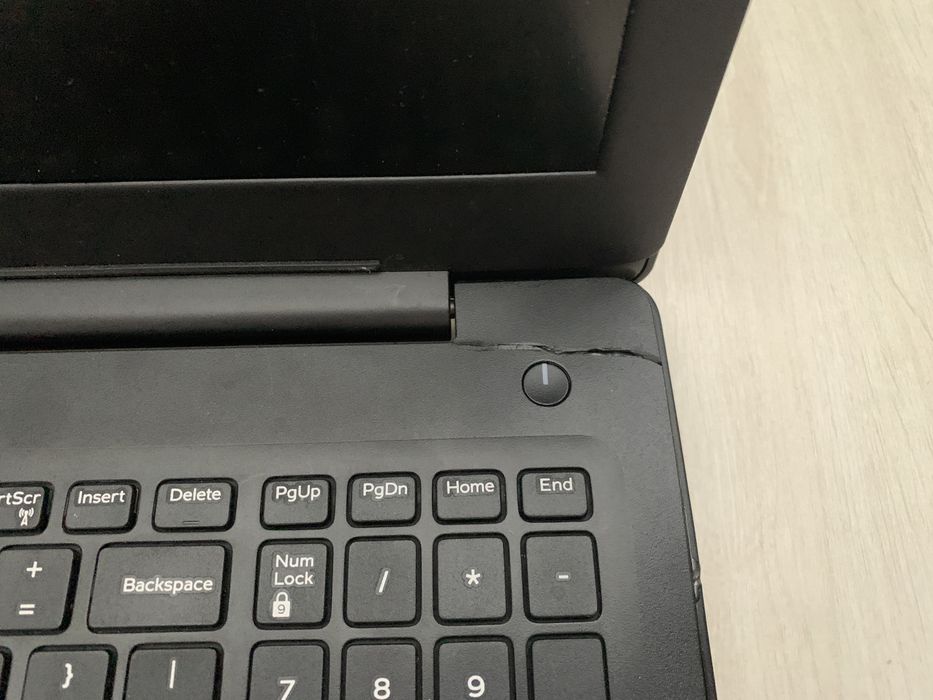 Ноутбук DELL Latitude 3590 15.6” Core i5-8250U, DDR4 8GB, SSD 512GB