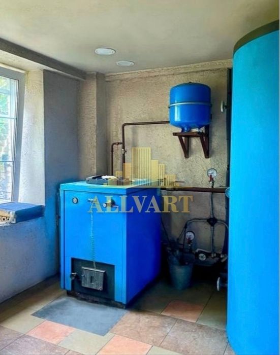 Продаж будинку на Оболоні, Оболонська набережна, метро Героїв Дніпра