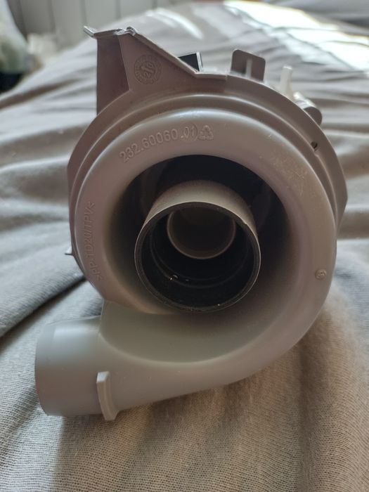 Pompa myjąca do zmywarki Siemens/Bosch. 
Zai
