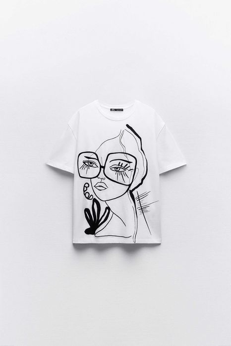(NOVO C/ ETIQUETA, PORTES GRÁTIS) T-Shirt com Bordado de Rapariga (M)
