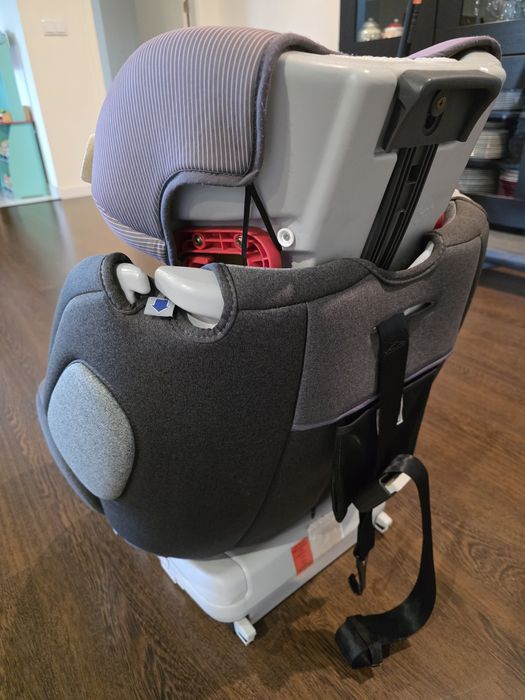 Cadeir zippy safe isofix