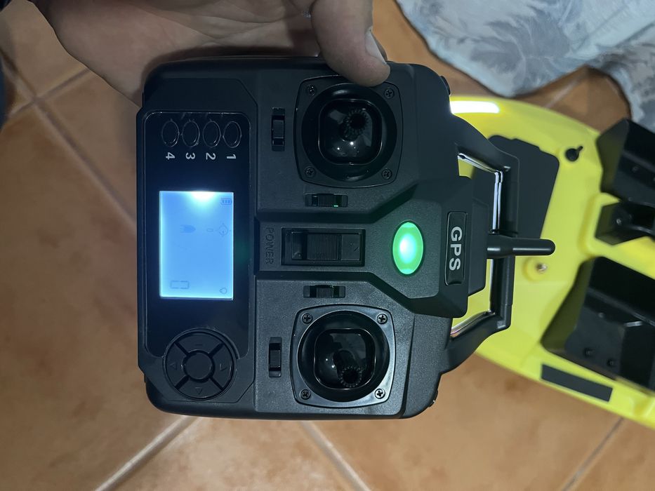 Barcos carpfishing /Bait boat