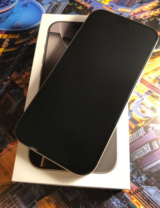 iPhone 16 Pro Titanium