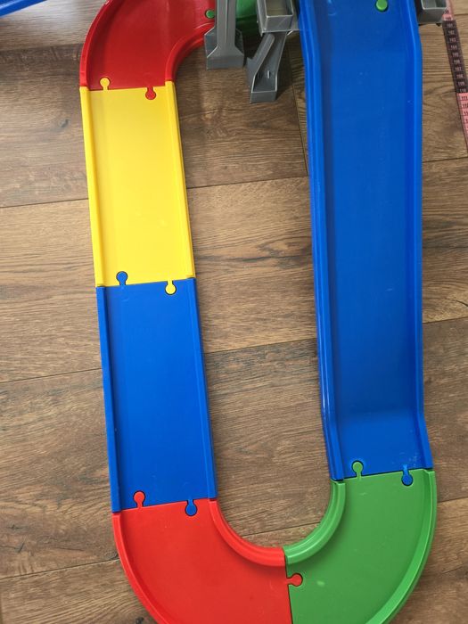 Паркинг с трасою Wader Play Tracks Garage (53080 Wader)