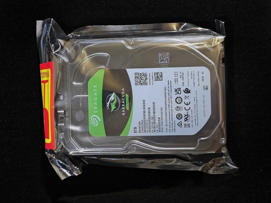 Жорсткий диск 3.5" 8TB Seagate ST8000DM004 HDD SATA — Refurbished