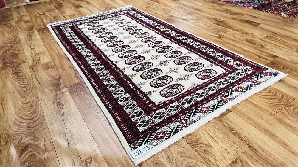 Piękya pakistański dywan Buchara z jedwabiem 97x167 orientalna elegancja