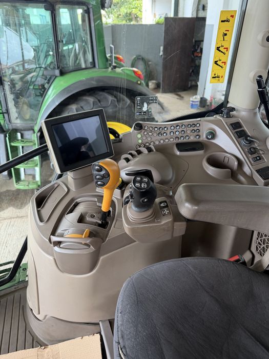 John Deere 6155R