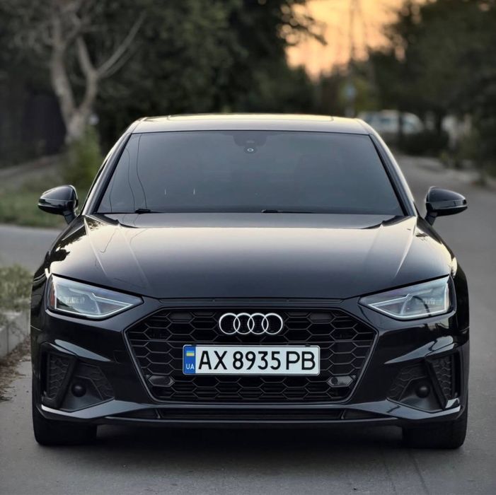 Audi A4 2021 ( quattro )