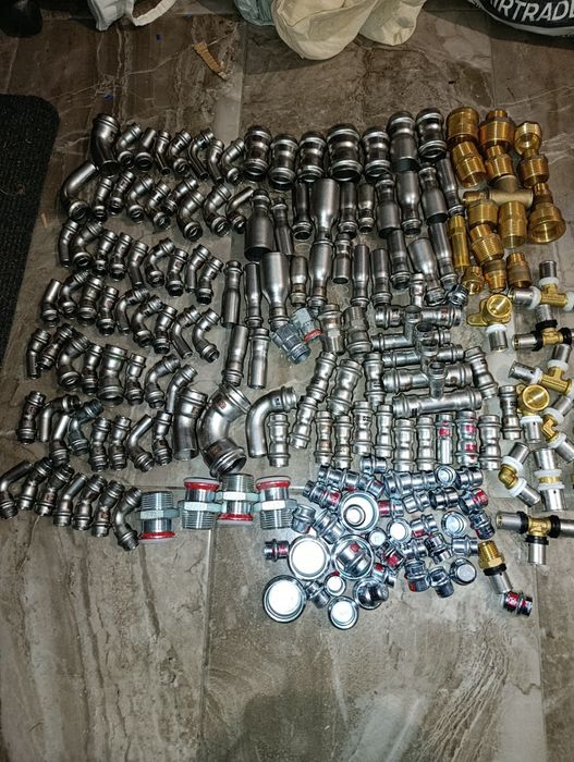 Kształtki zaciskane złączki pex viega temponox prestabo  mosiadz