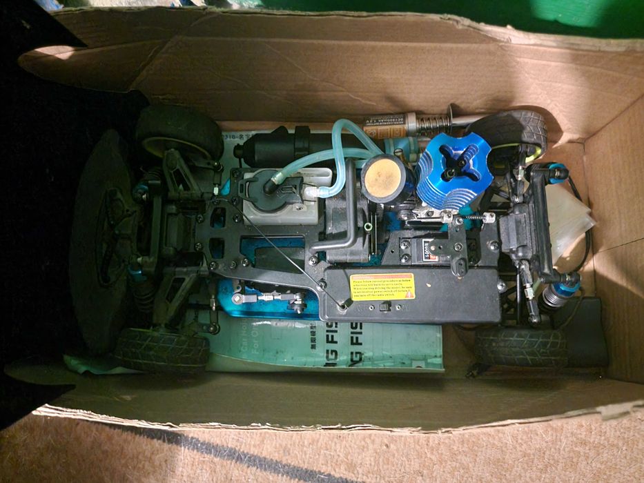 Машина на пульте на бензине