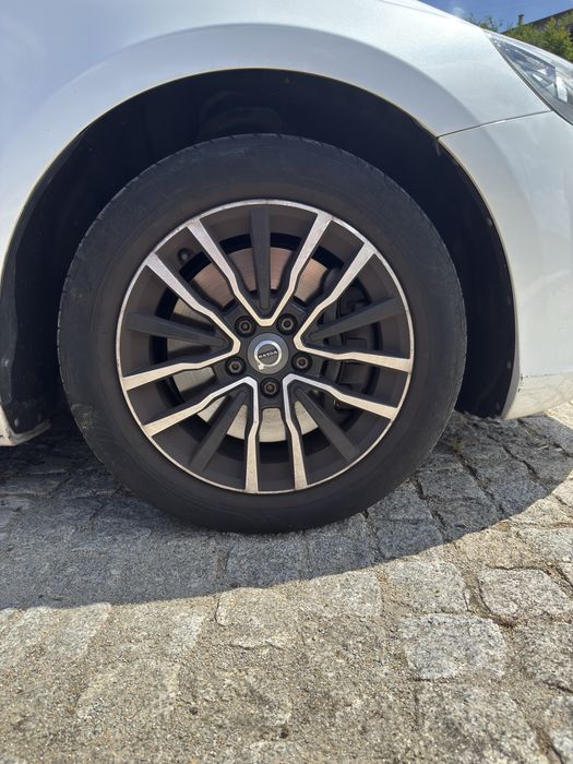 Volvo V40 — fotografia 4