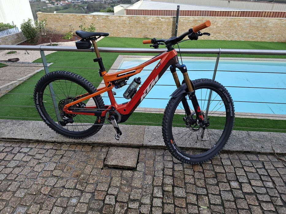 Bicicleta KTM Macina Kapoho Exonic CX-R DI2 26 (48 cms)