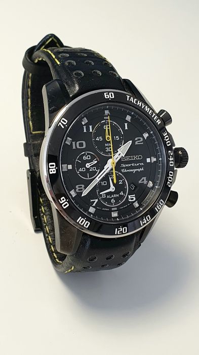 Seiko Sportura cronógrafo SNAE67P1