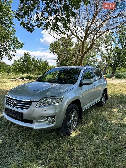 TOYOTA RAV 4, 2012 года, официальная с салона