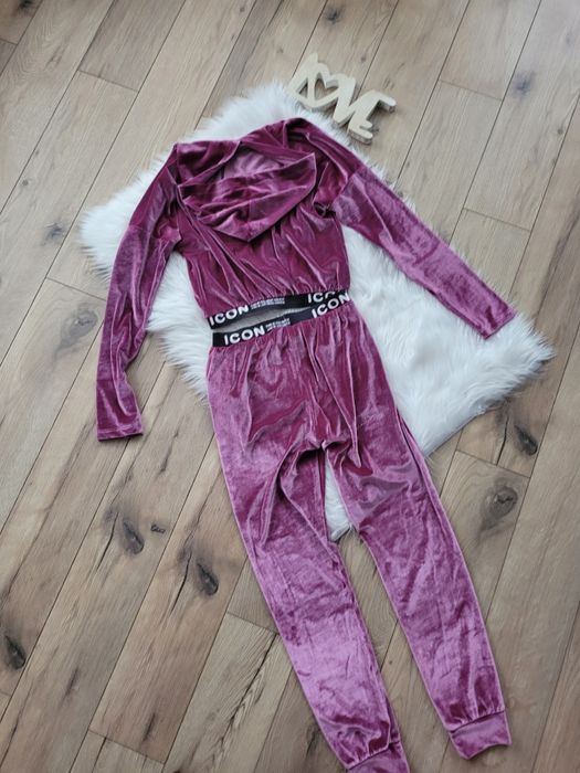 Dres welurowy komplet bluza dresy