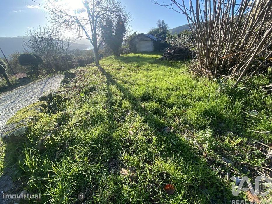 Detached T3 House in Covas, 132 m²