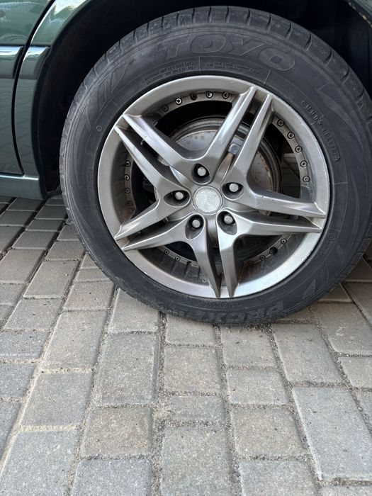 Toyota Camry 20