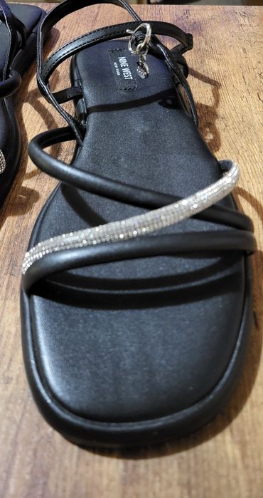 Sandały czarne z diamencikami 40