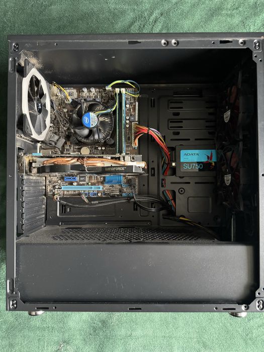 Компʼютер робочий