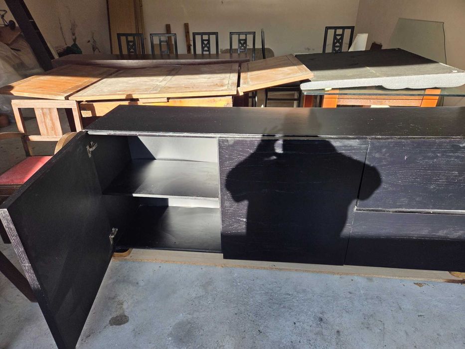 Aparadora wenge em bom estado