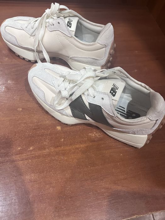 Кросівки new balance 327