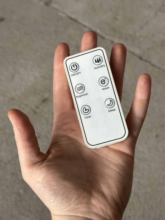 Nawilżacz powietrza stojący biały N’oveen elegancki