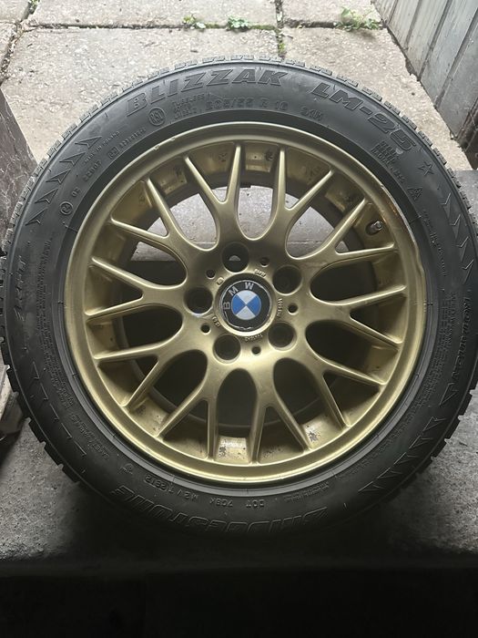 Продам r16 42 стиль оригинал диски резина