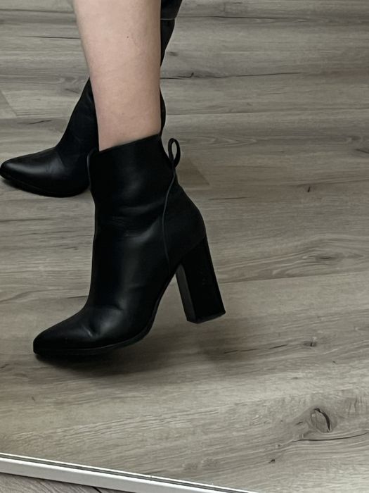 Взуття , нарядне