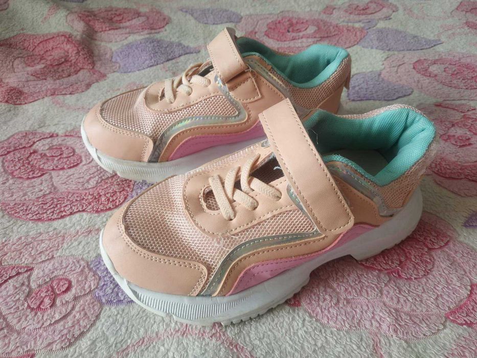 Кросовки р. 30-33