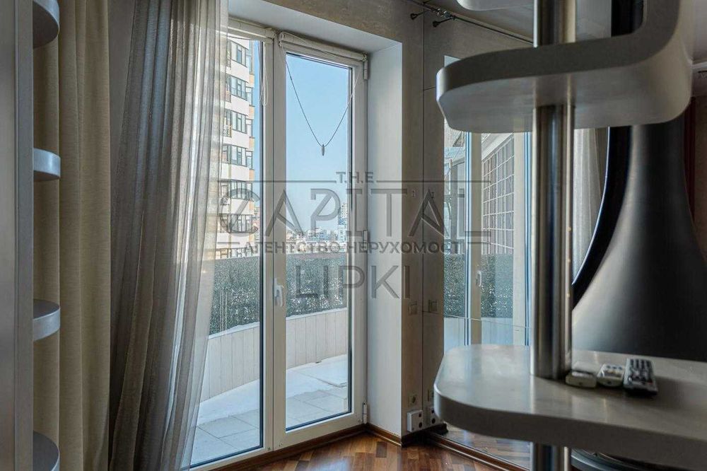 ДВУХУРОВНЕВАЯ!Уникальная квартира на Печерске с террасой, 170м2