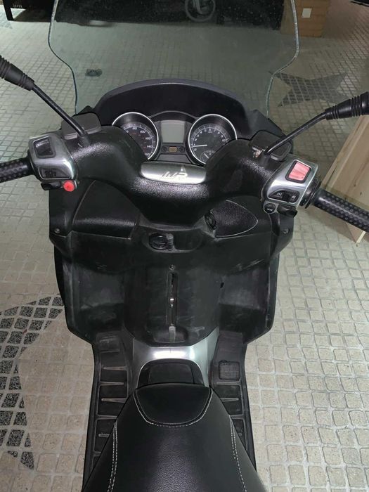 Piaggio MP3 250 LT