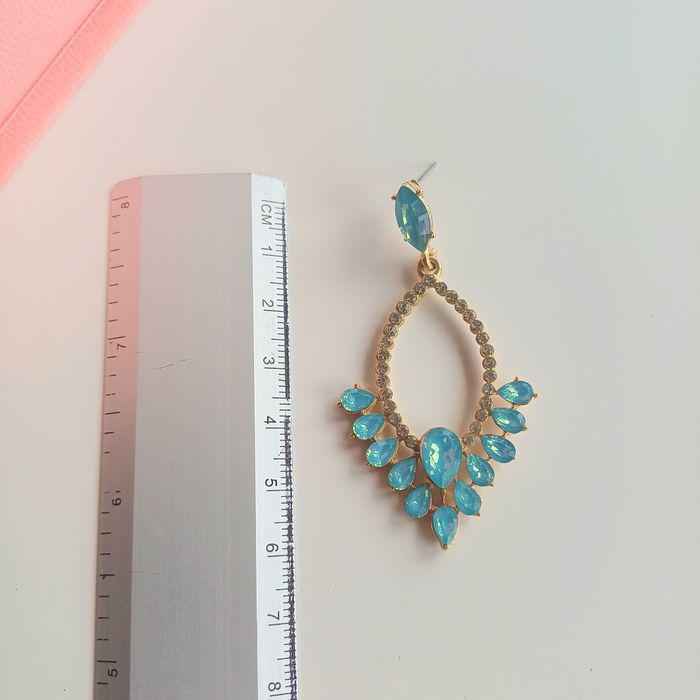 Brinco elegante cristais azul banhada a ouro 18K aço inoxidável antialérgico